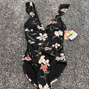 NWT woman’s shade & shore XS Black Floral One-Piece Swimsuit